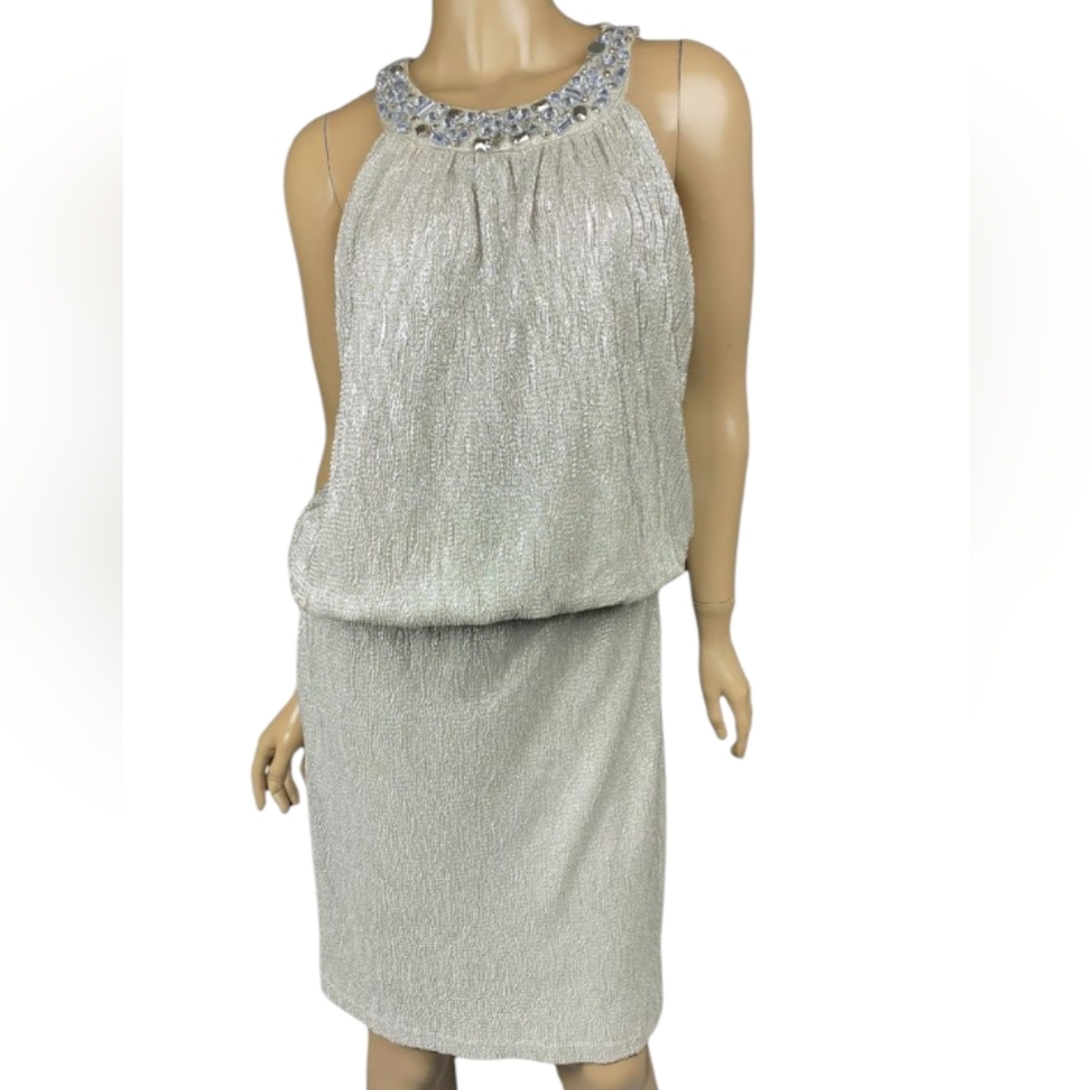 Jackie Jon silver lamé sleeveless cocktail dress. size 12